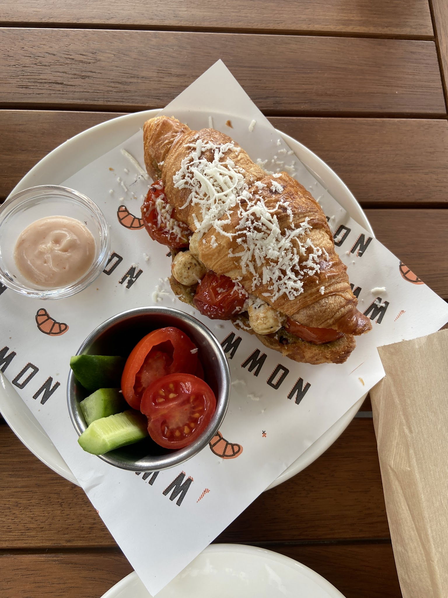 Noww Croissants & Coffee Mersin