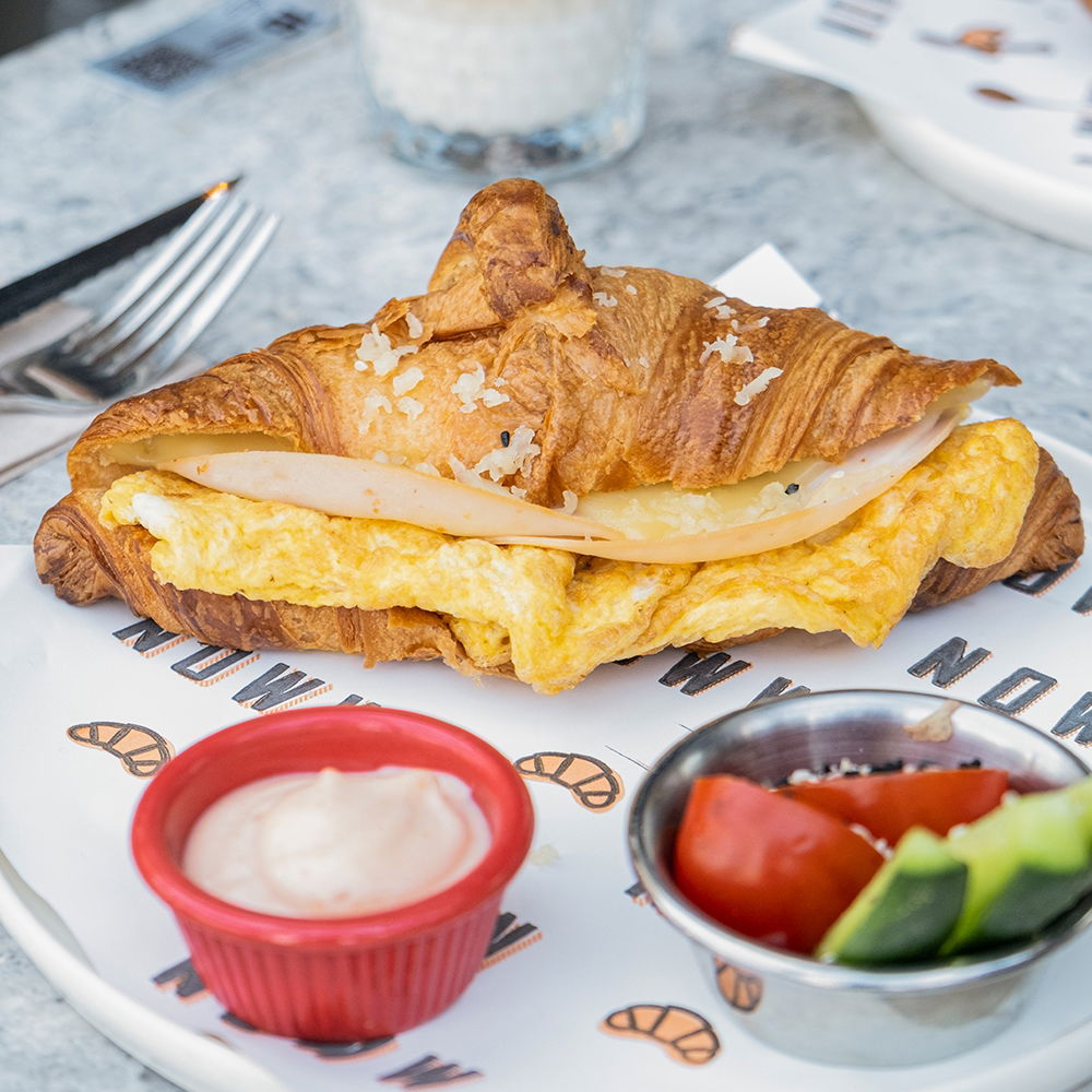 Noww Croissants & Coffee Mersin