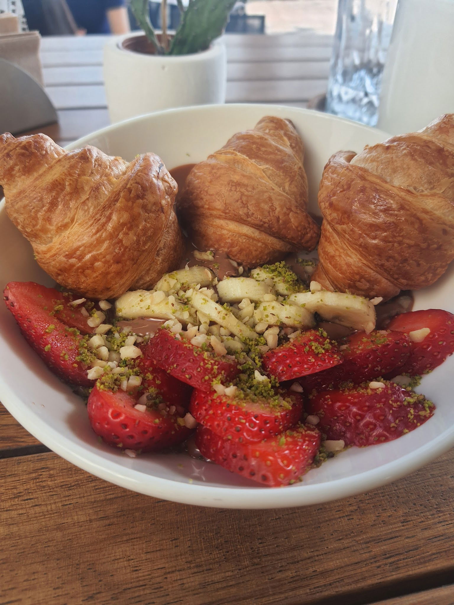 Noww Croissants & Coffee Mersin