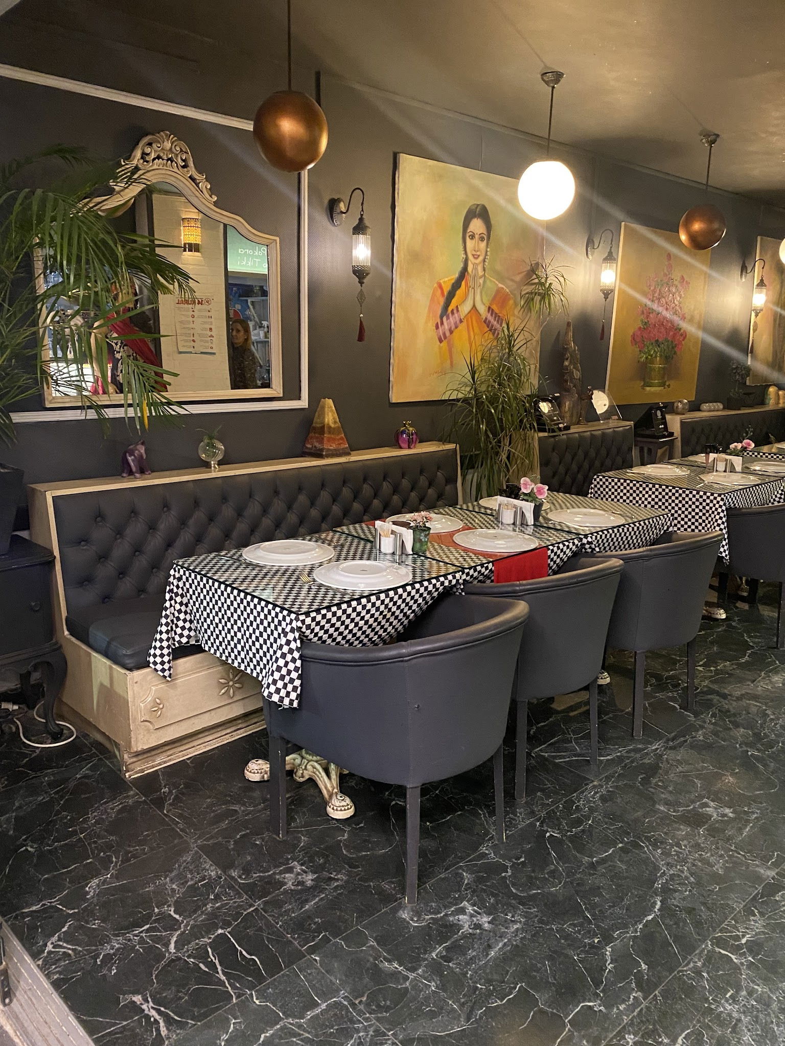 مطعم تندوري