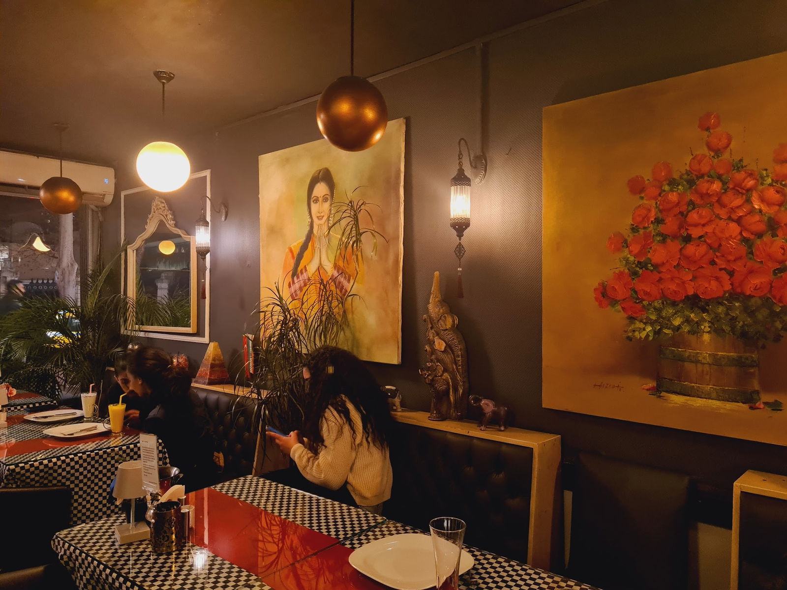 مطعم تندوري