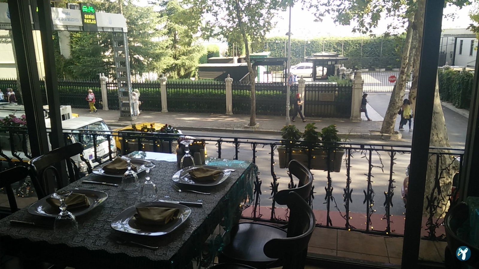 مطعم تندوري