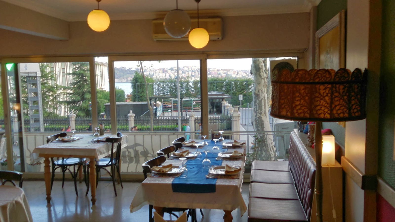 مطعم تندوري