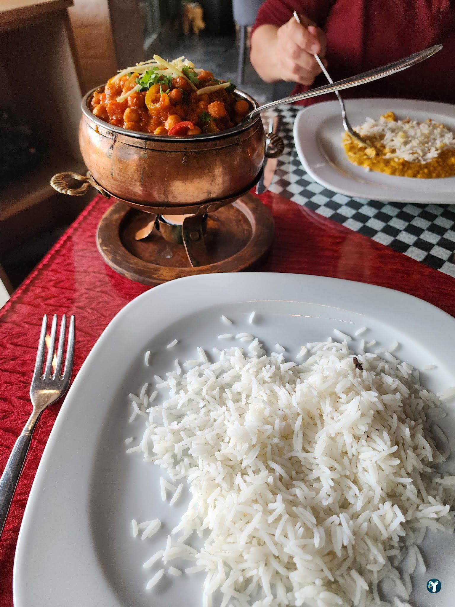 مطعم تندوري