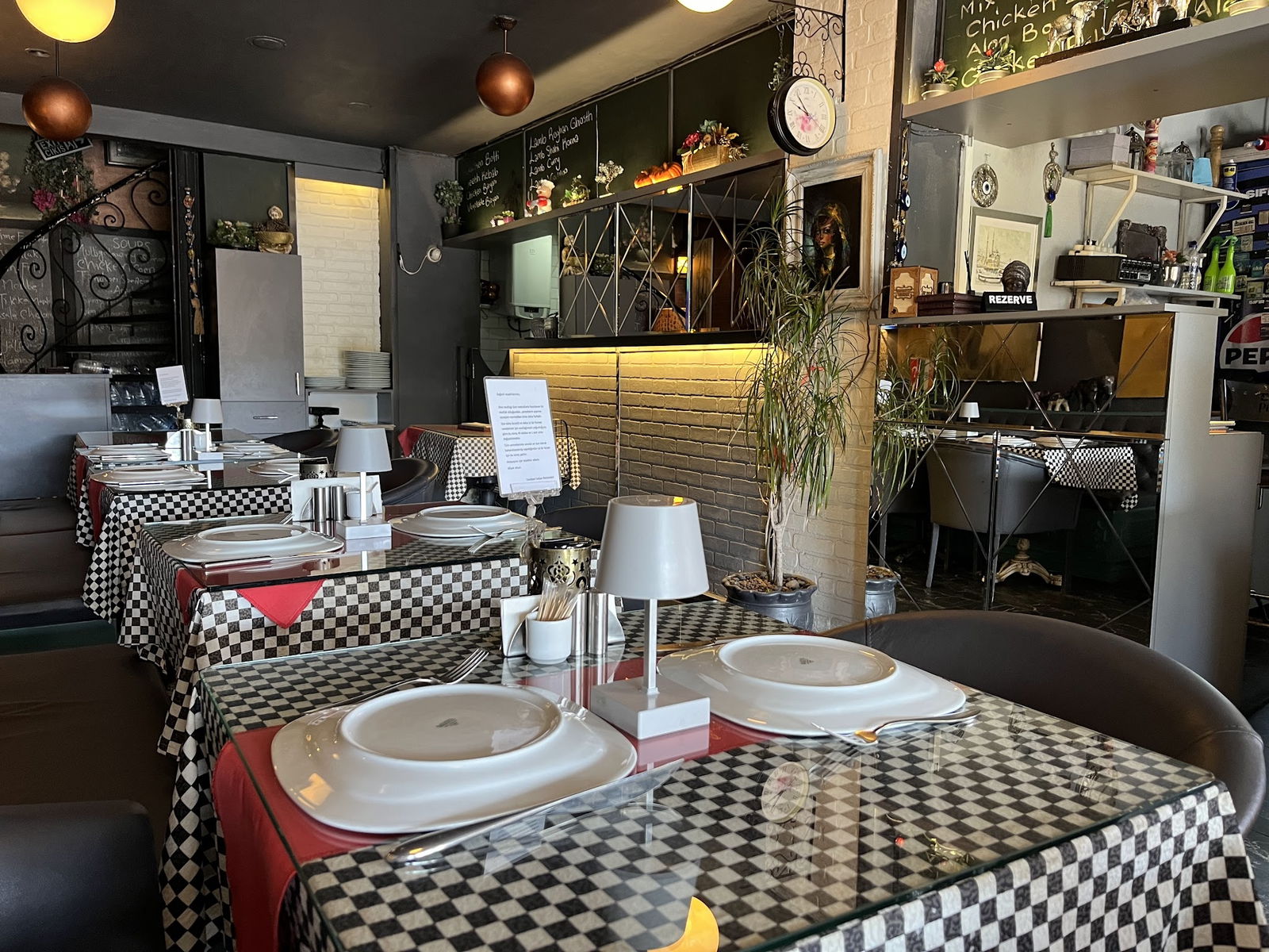 مطعم تندوري