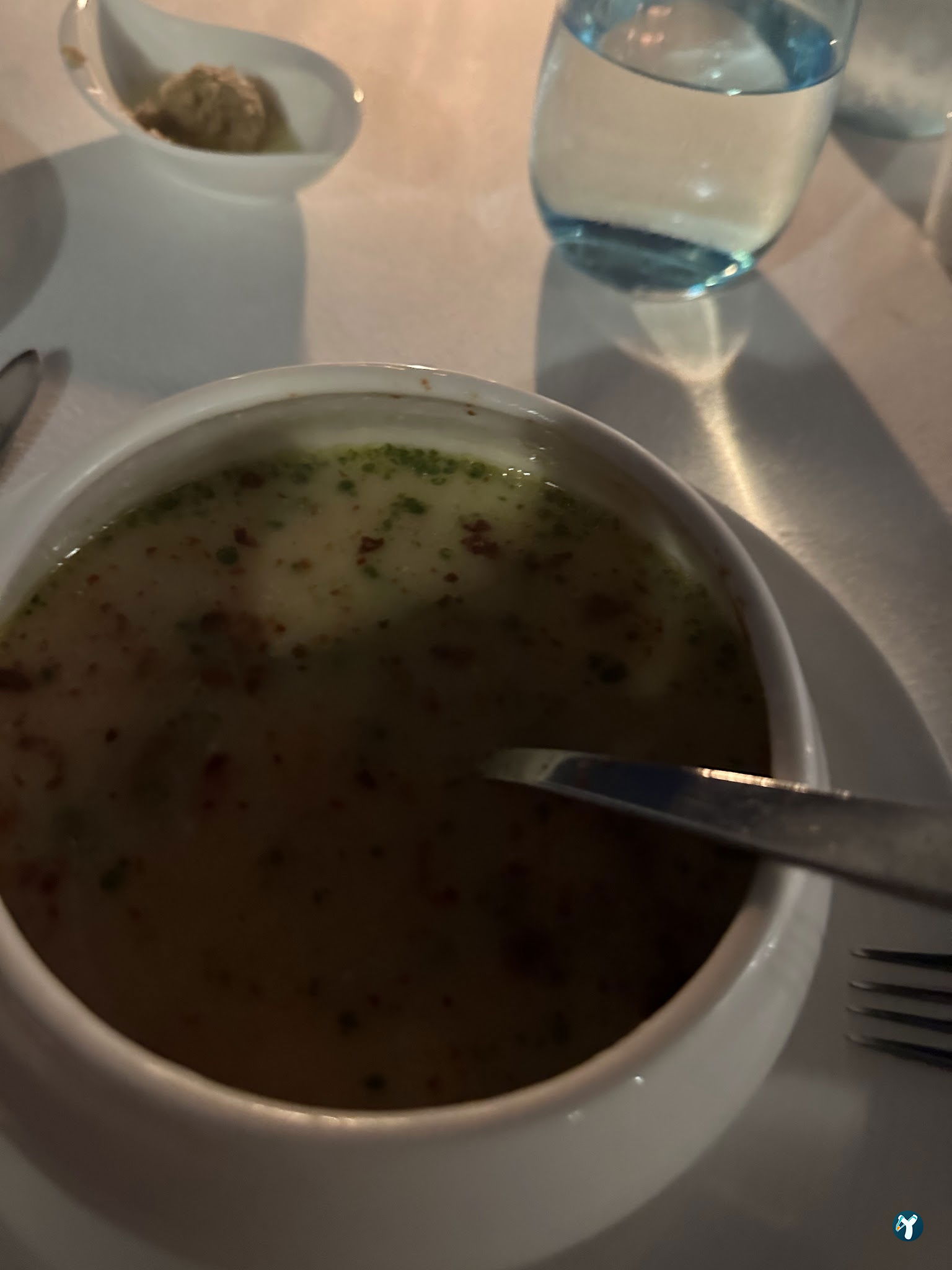 Yali Lounge