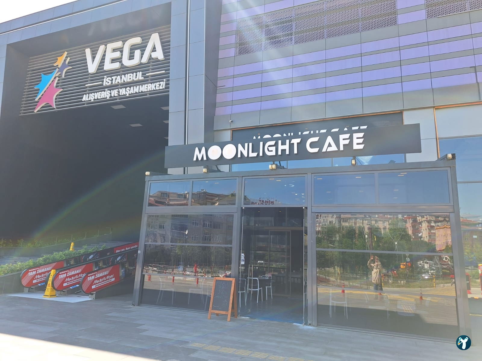 Moonlight Cafe Vega Avm