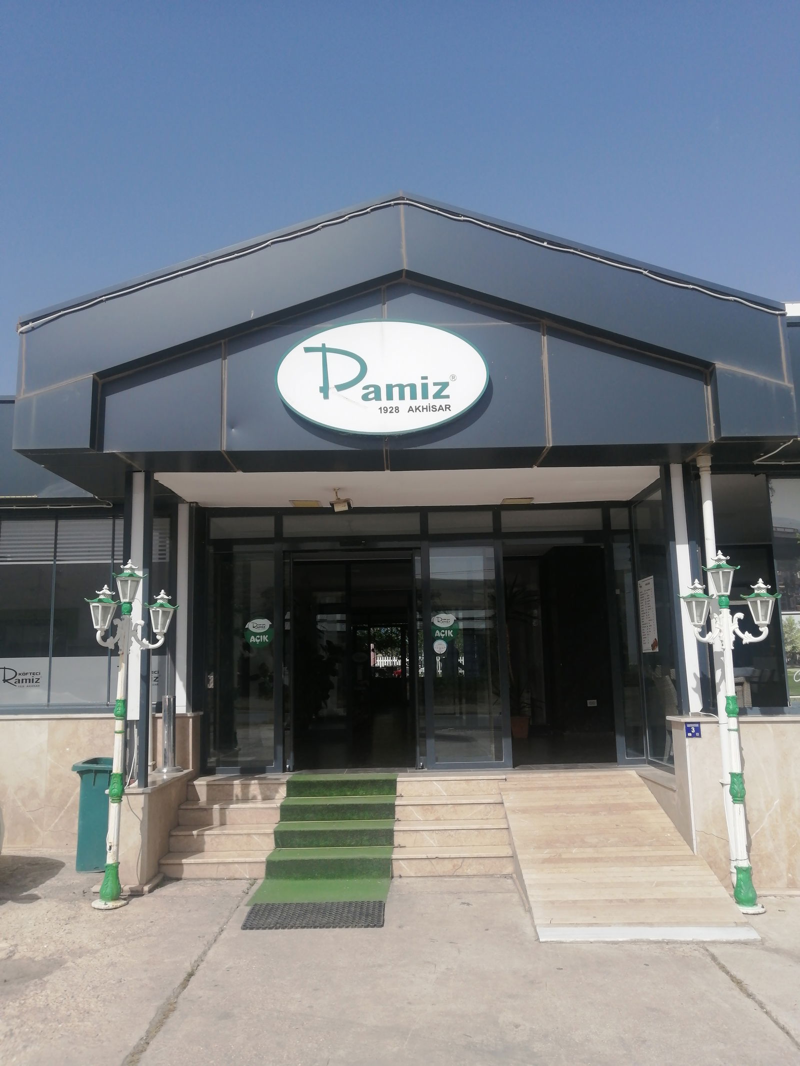 Köfteci Ramiz Kırşehir Dinlenme Tesisi