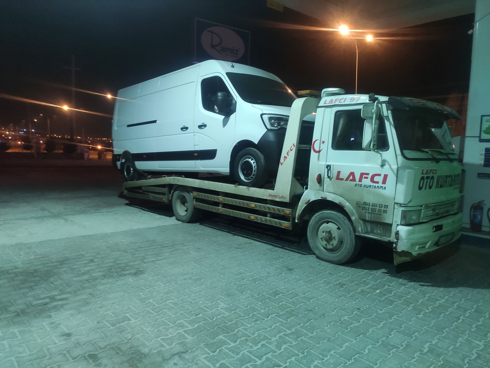 Köfteci Ramiz Kırşehir Dinlenme Tesisi