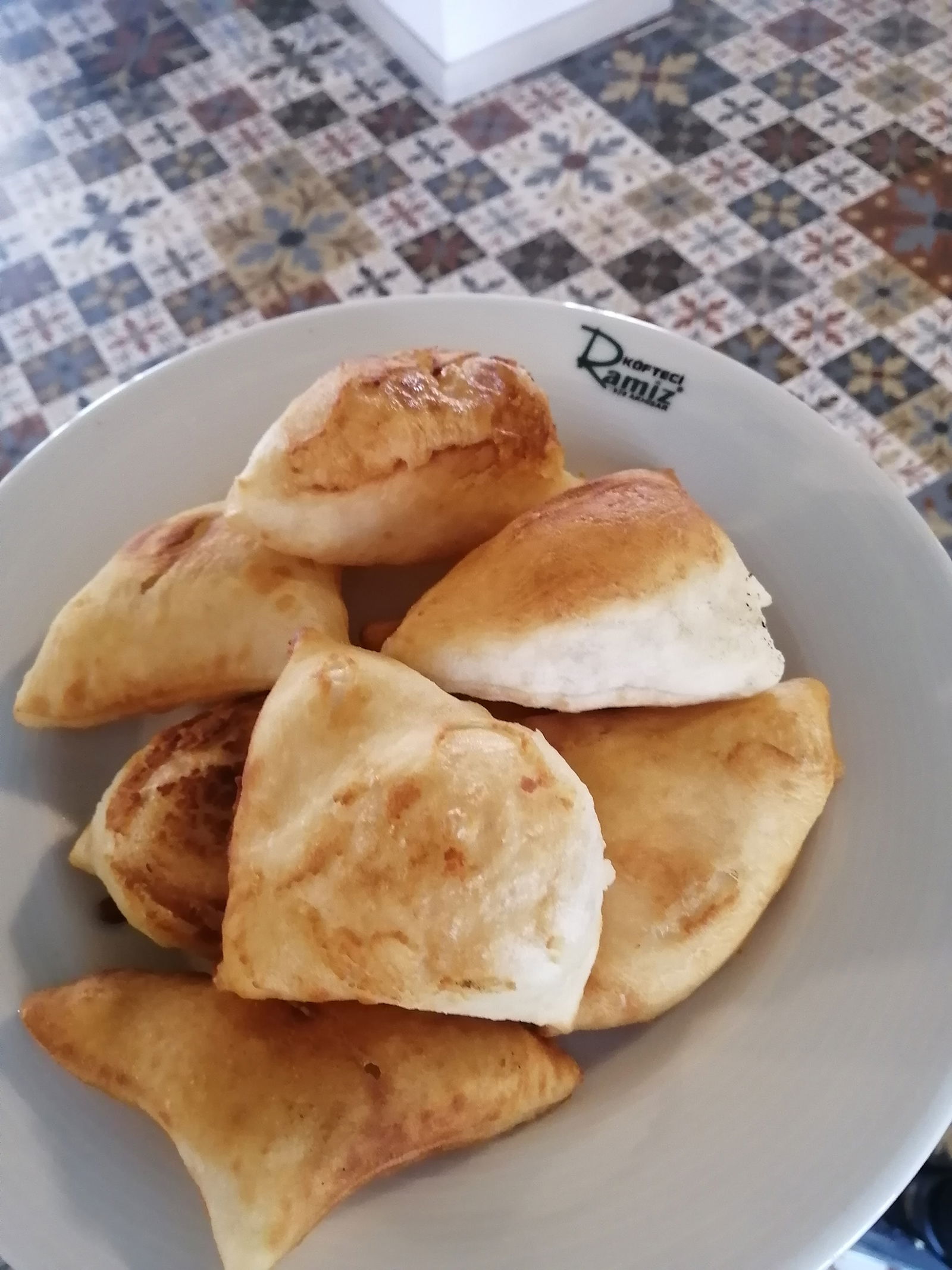 Köfteci Ramiz Kırşehir Dinlenme Tesisi