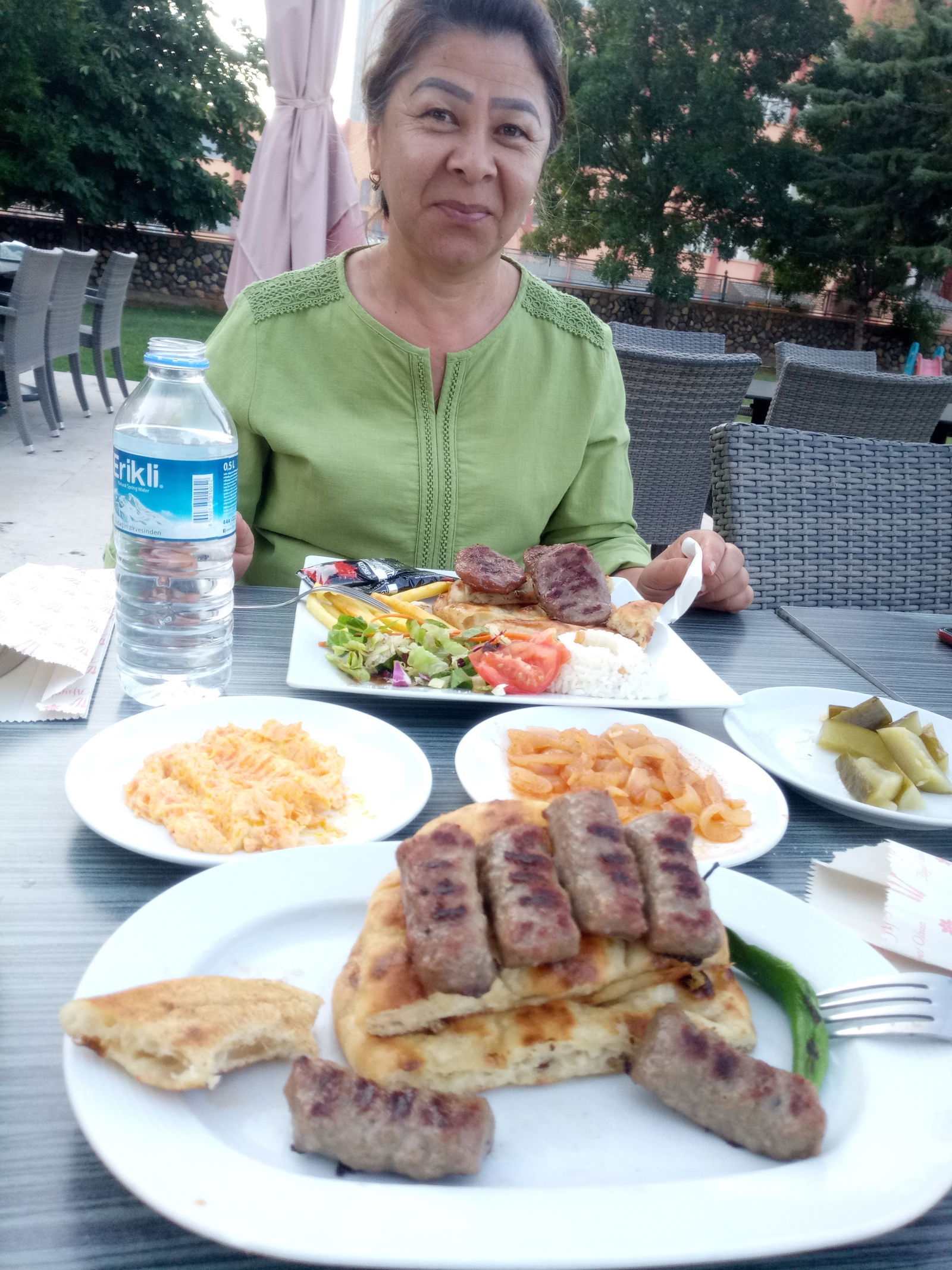 Köfteci Ramiz Kırşehir Dinlenme Tesisi