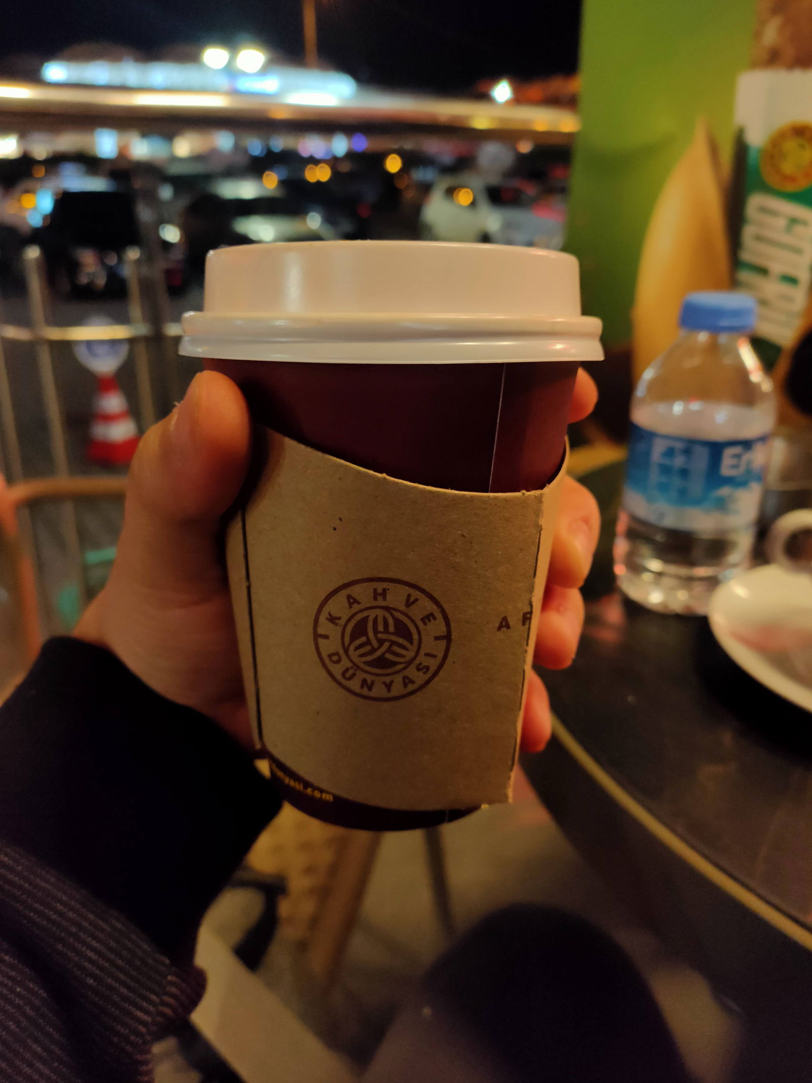 Kahve Dünyası - Balıkesir Edremit Novada Avm