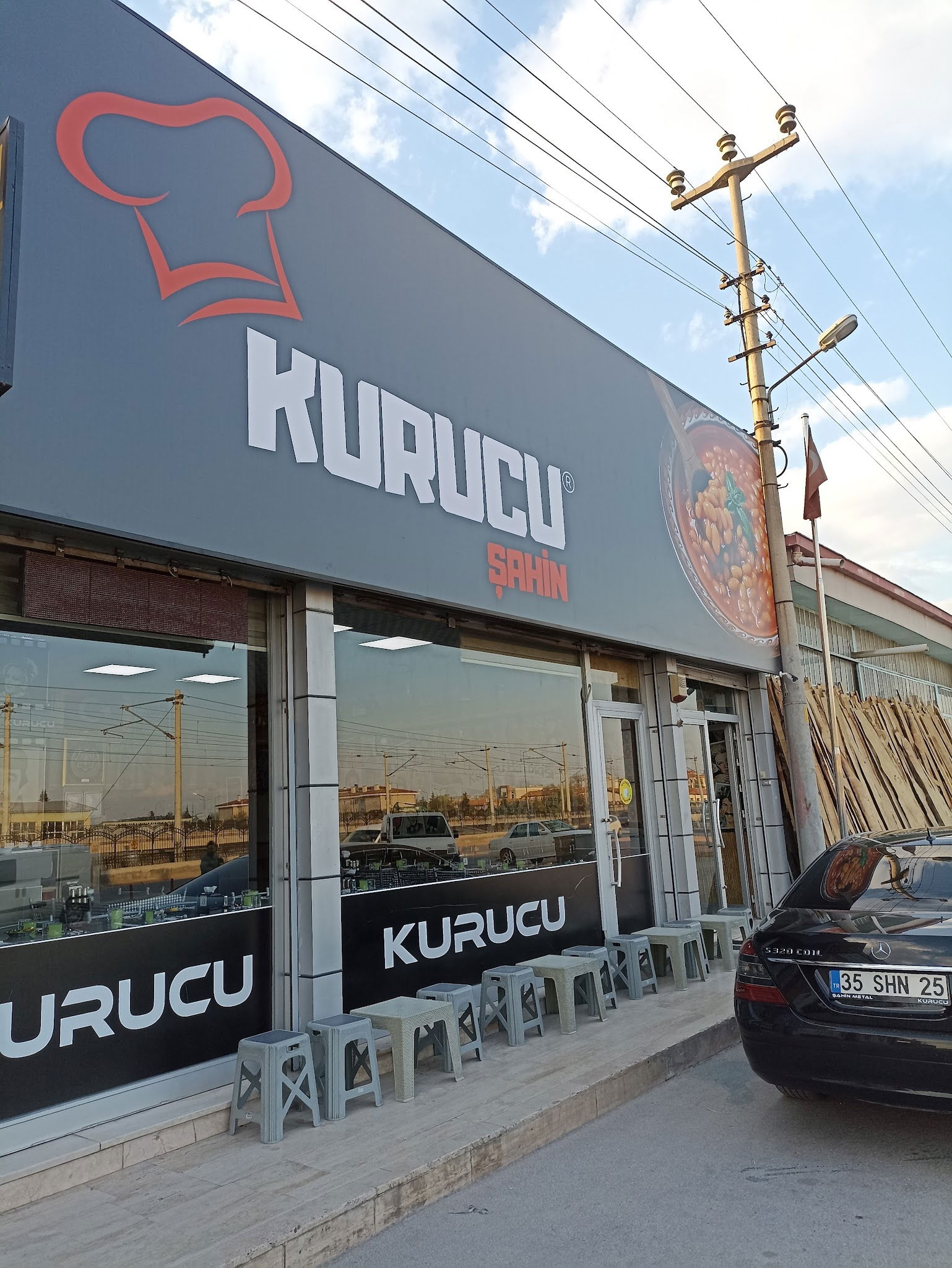 Kurucu Şahi̇n Marangozlar Şube