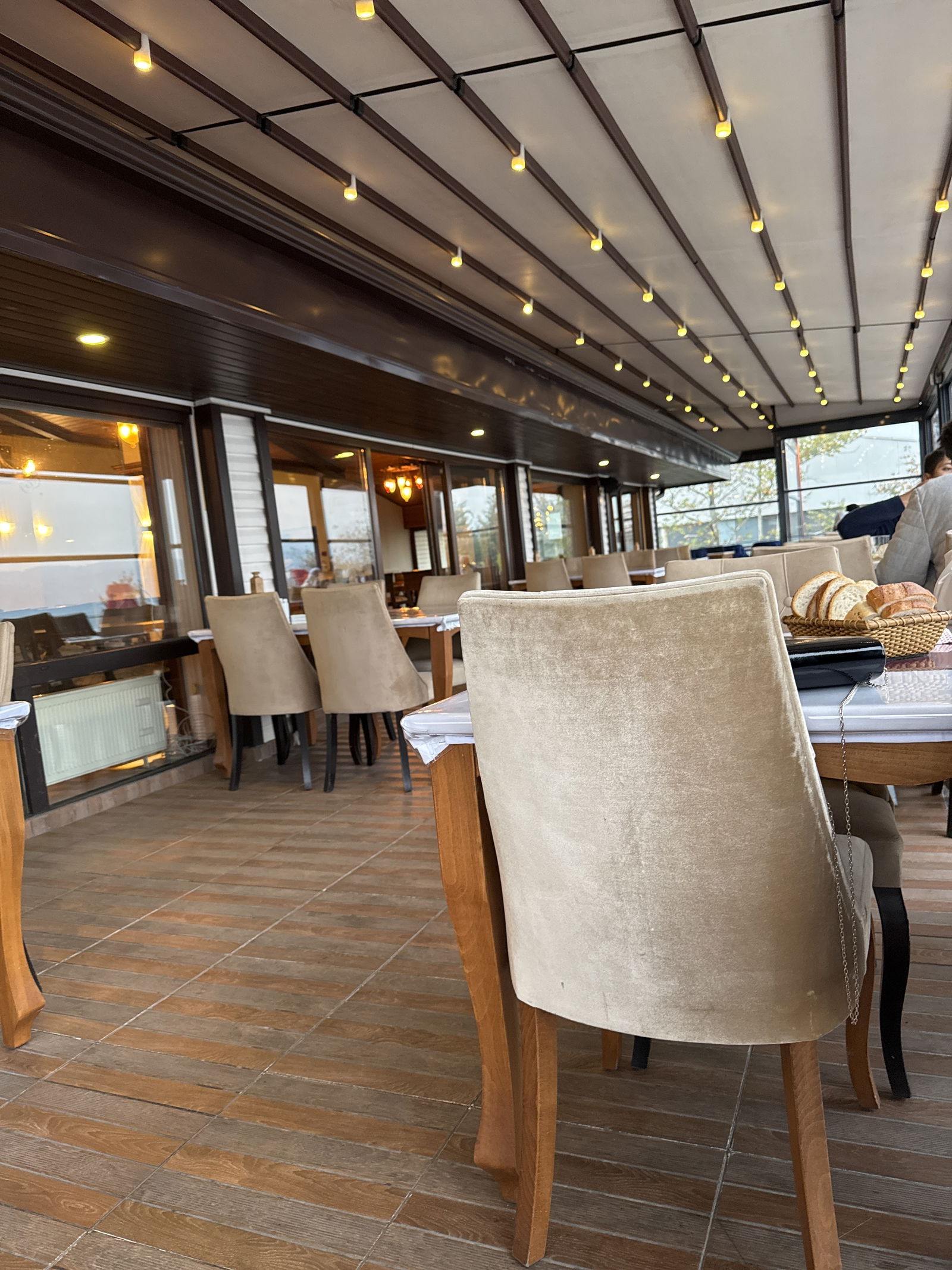 Şehrazat Restaurant