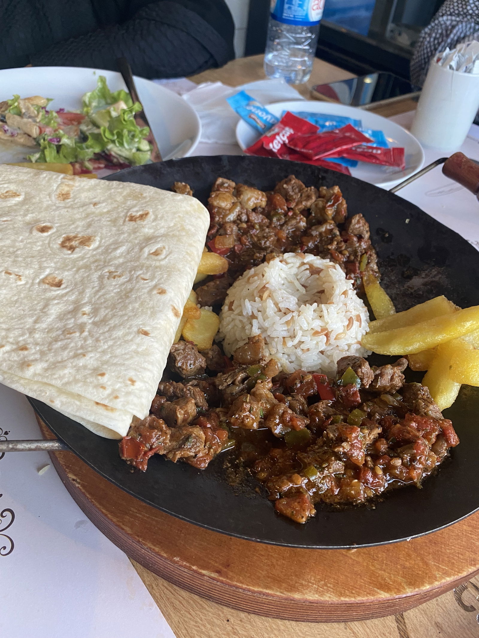 Şehrazat Restaurant