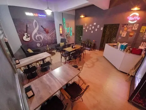 Dolunay Fast Food Cafe resimleri