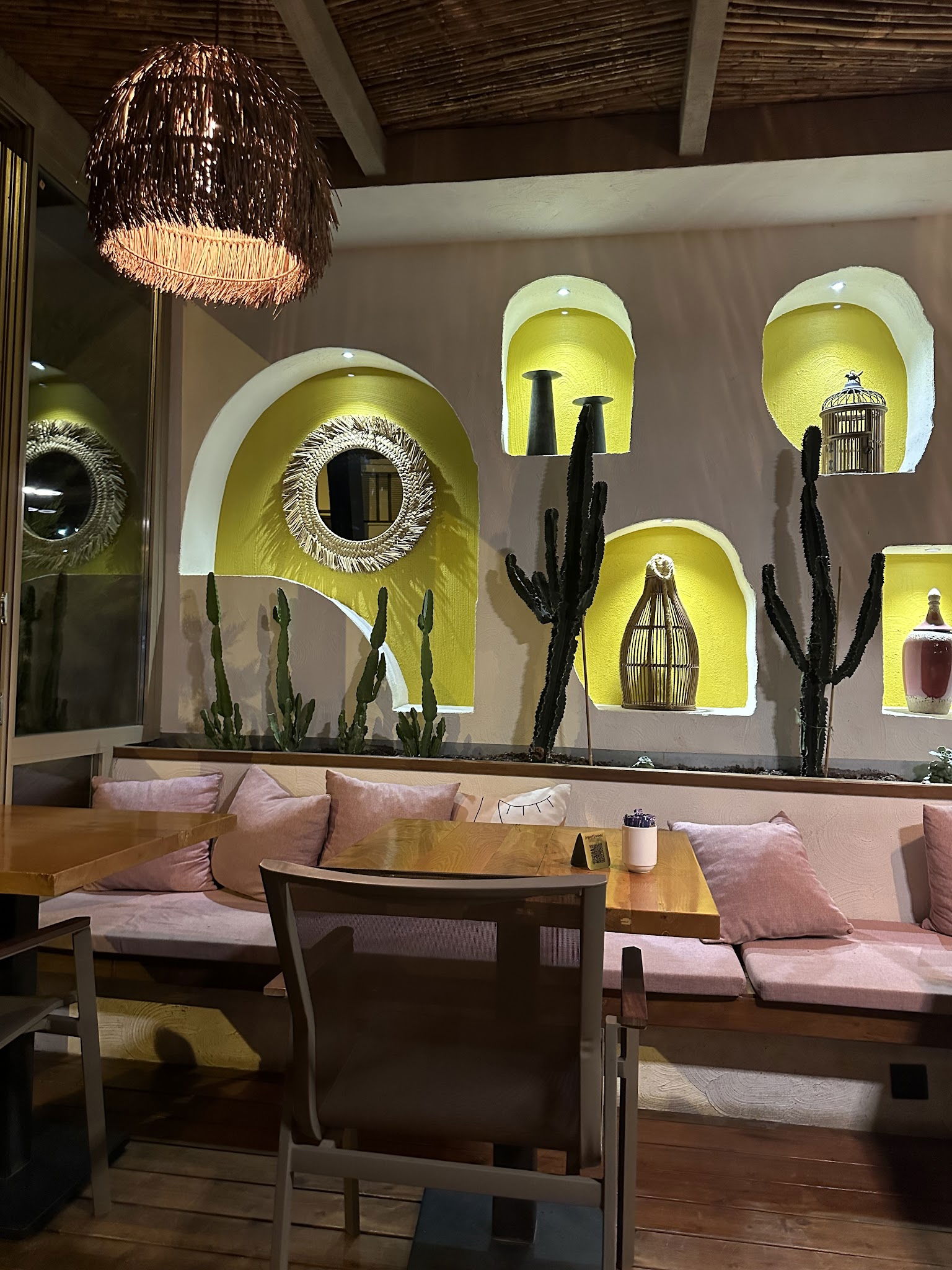 Meetsweet Coffee&Eatery