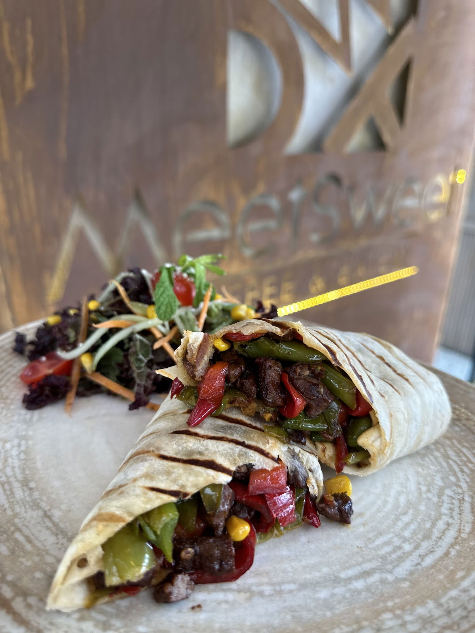 Meetsweet Coffee&Eatery