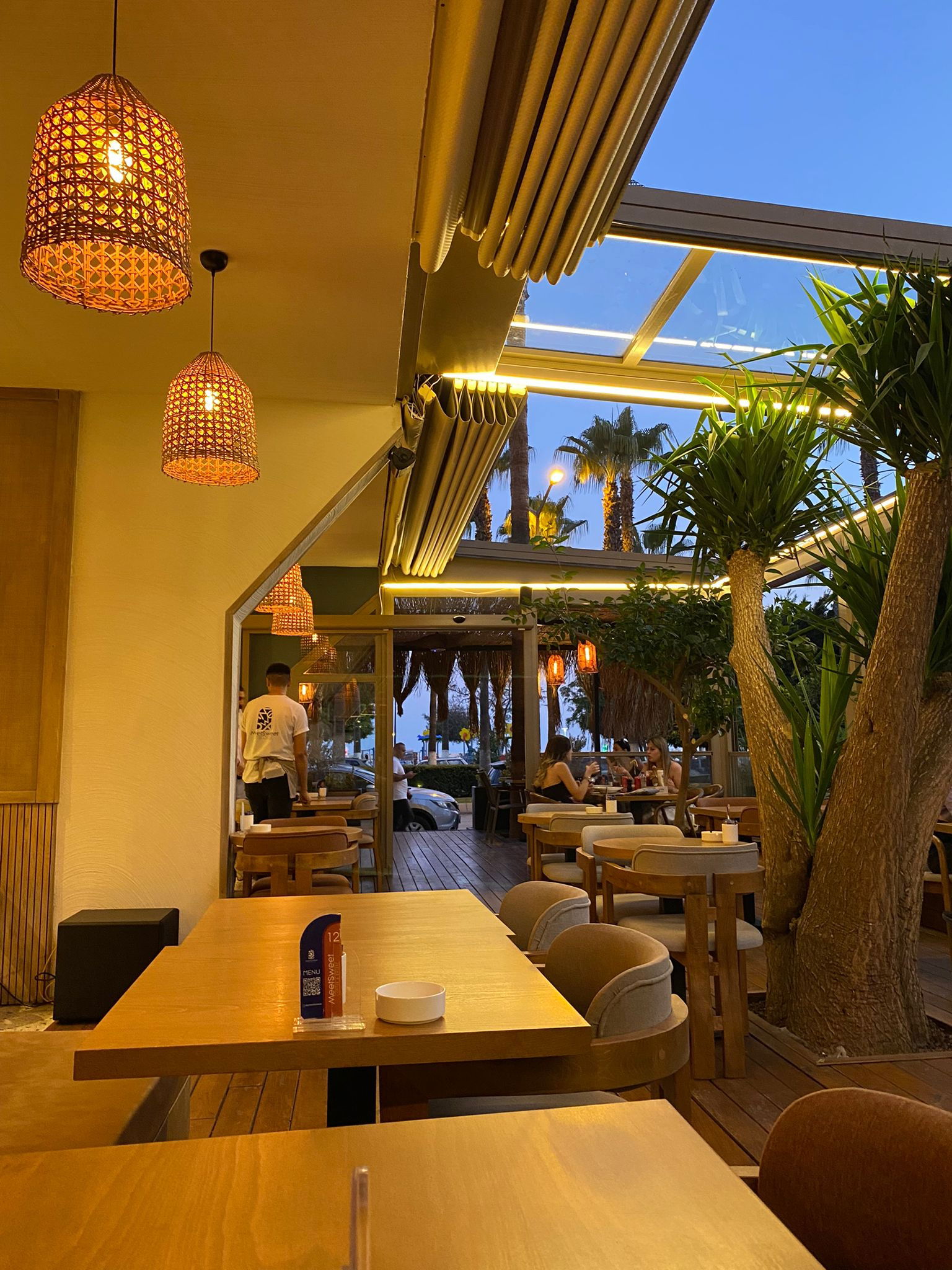 Meetsweet Coffee&Eatery