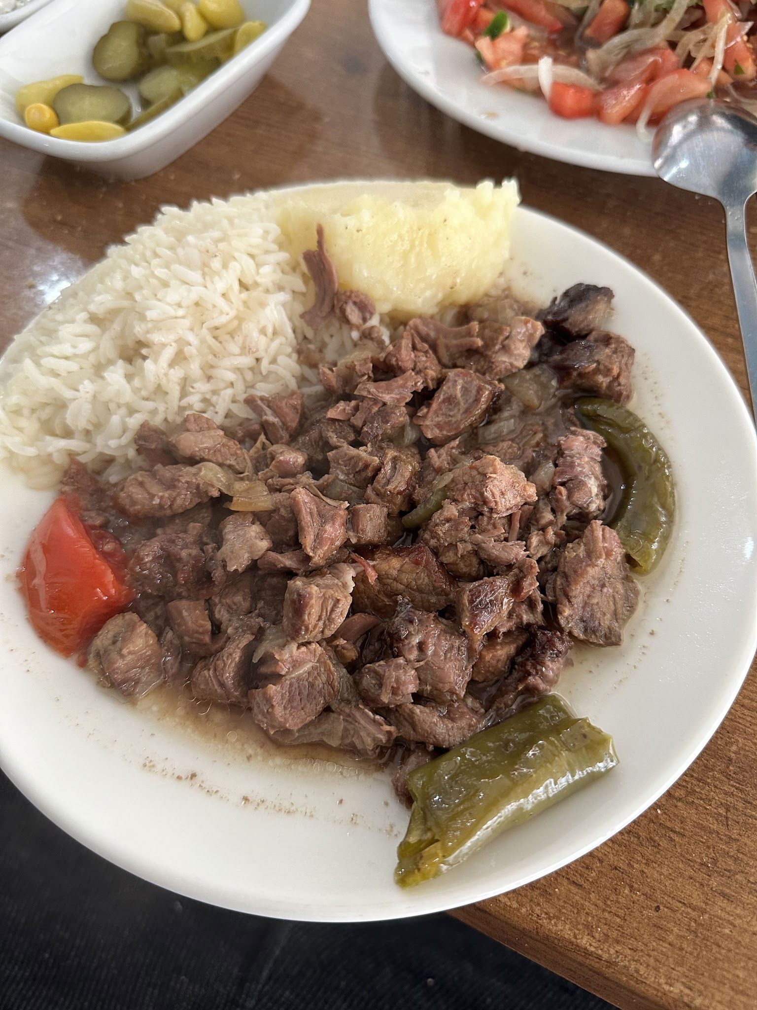 Hikmet Usta Kuzu Tandır Ocakbaşı