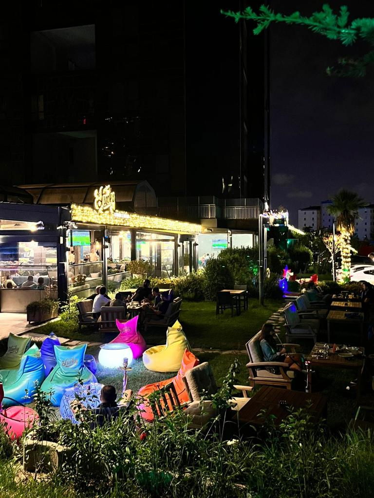 Lucky Lounge & Bistro