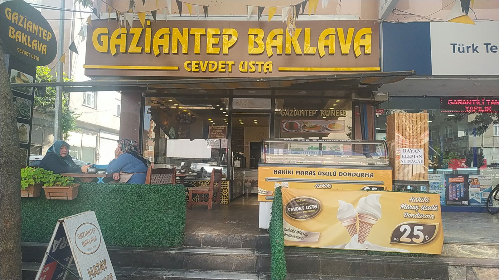 Gaziantep Baklava Yaşar Usta Mecidiye M.H Uzundere