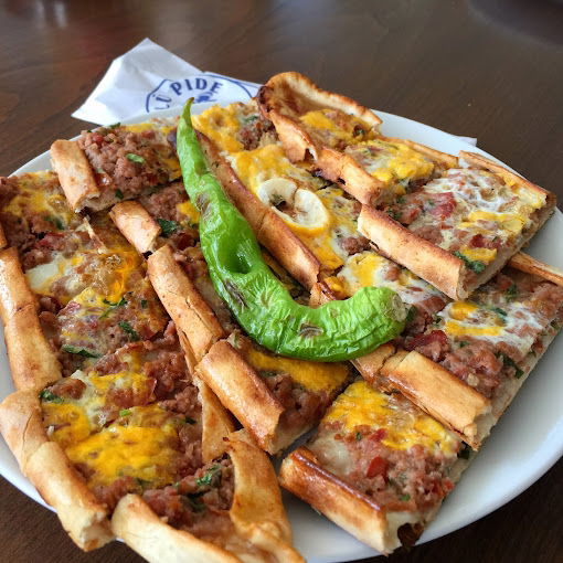 Ünlü Pide