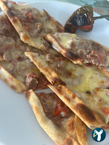 Ünlü Pide