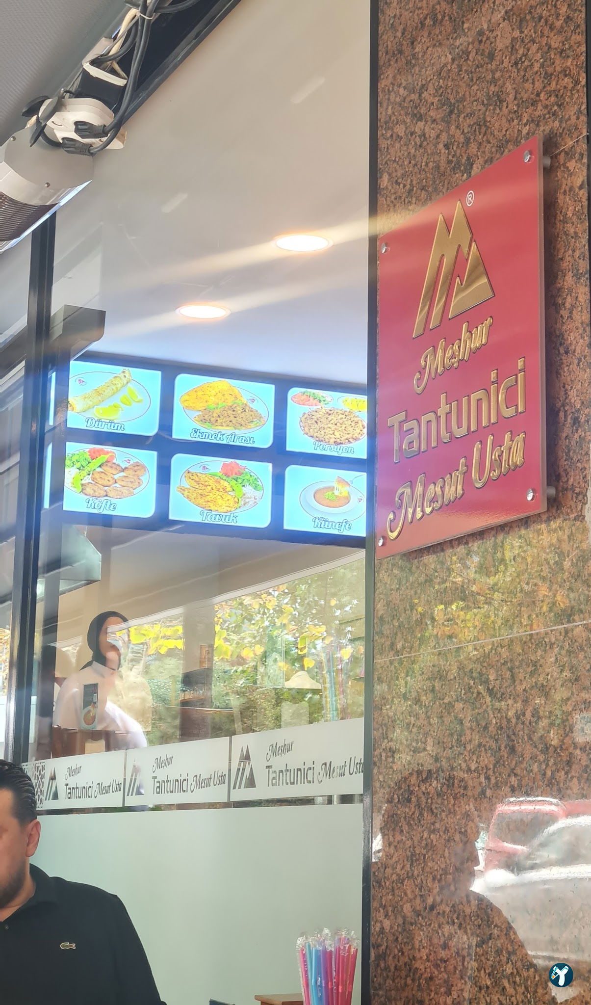 Meşhur Tantuni̇ci̇ Mesut Usta