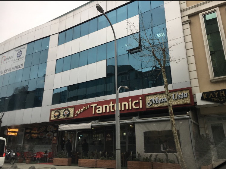 Meşhur Tantuni̇ci̇ Mesut Usta