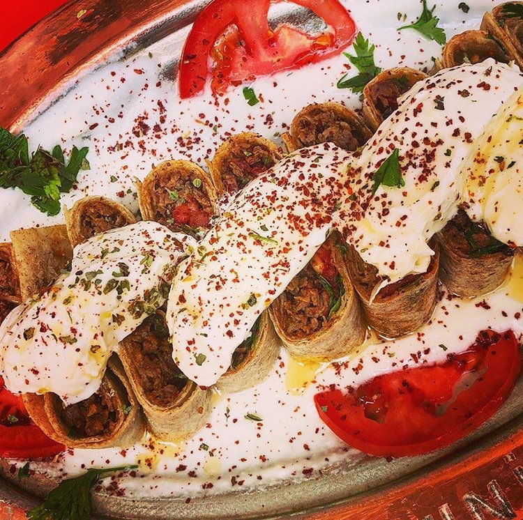 Meşhur Tantuni̇ci̇ Mesut Usta