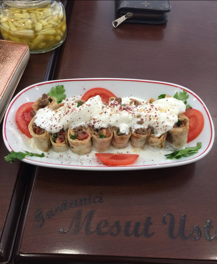 Meşhur Tantuni̇ci̇ Mesut Usta