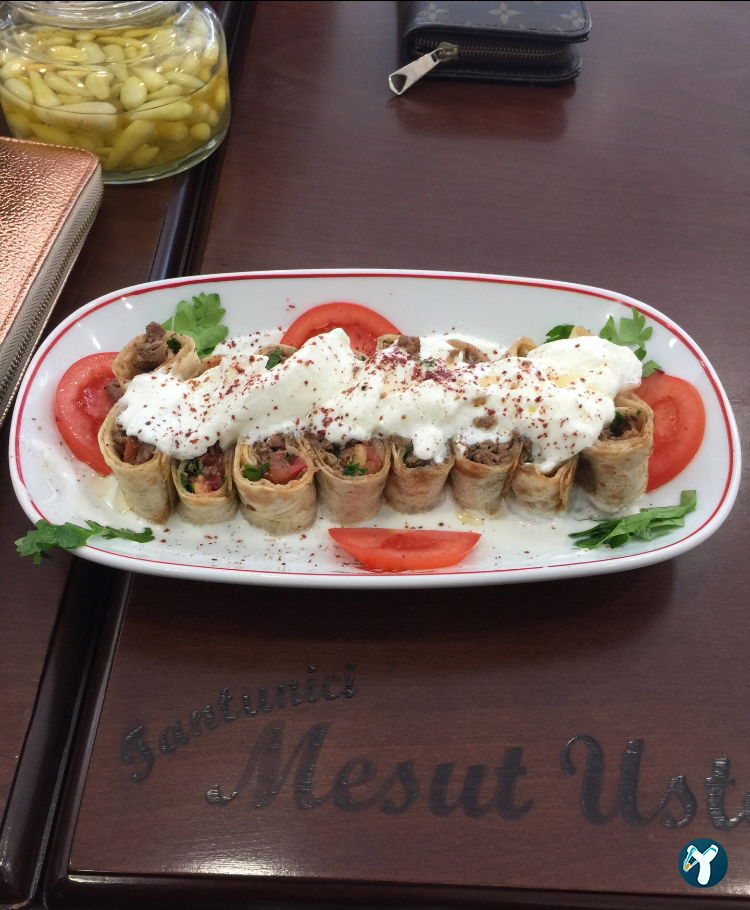 Meşhur Tantuni̇ci̇ Mesut Usta