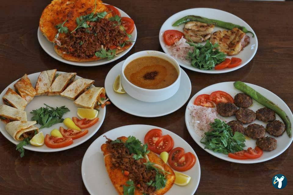 Meşhur Tantuni̇ci̇ Mesut Usta