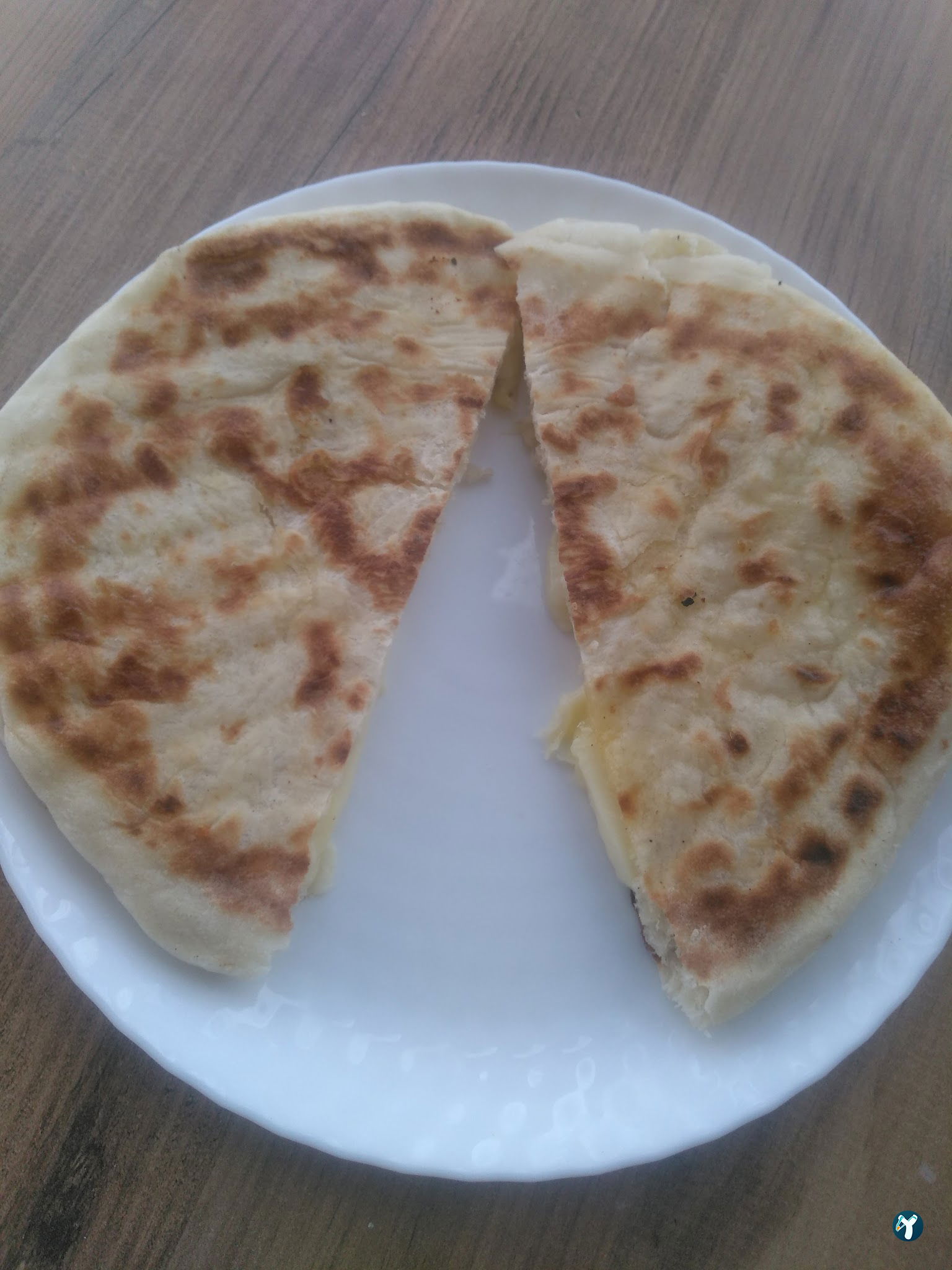 Köylü Kızı Bazlama Tost Ve Tavuklu Pilav