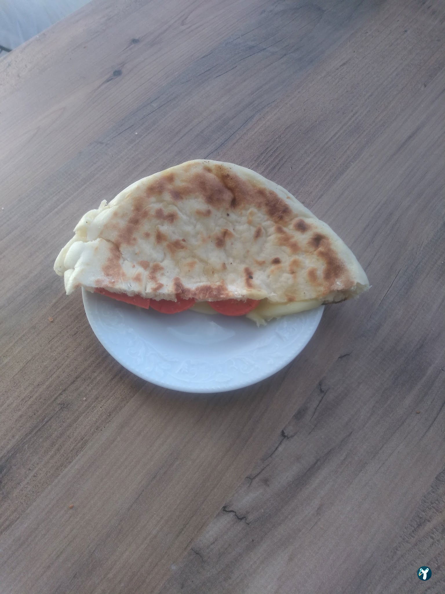 Köylü Kızı Bazlama Tost Ve Tavuklu Pilav