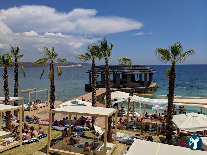 KafePi Beach Club