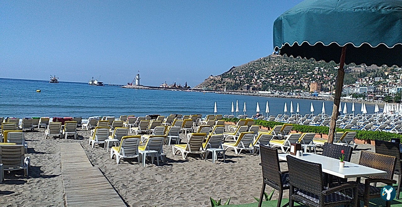 Alanya Elvis Beach Cafe Bar