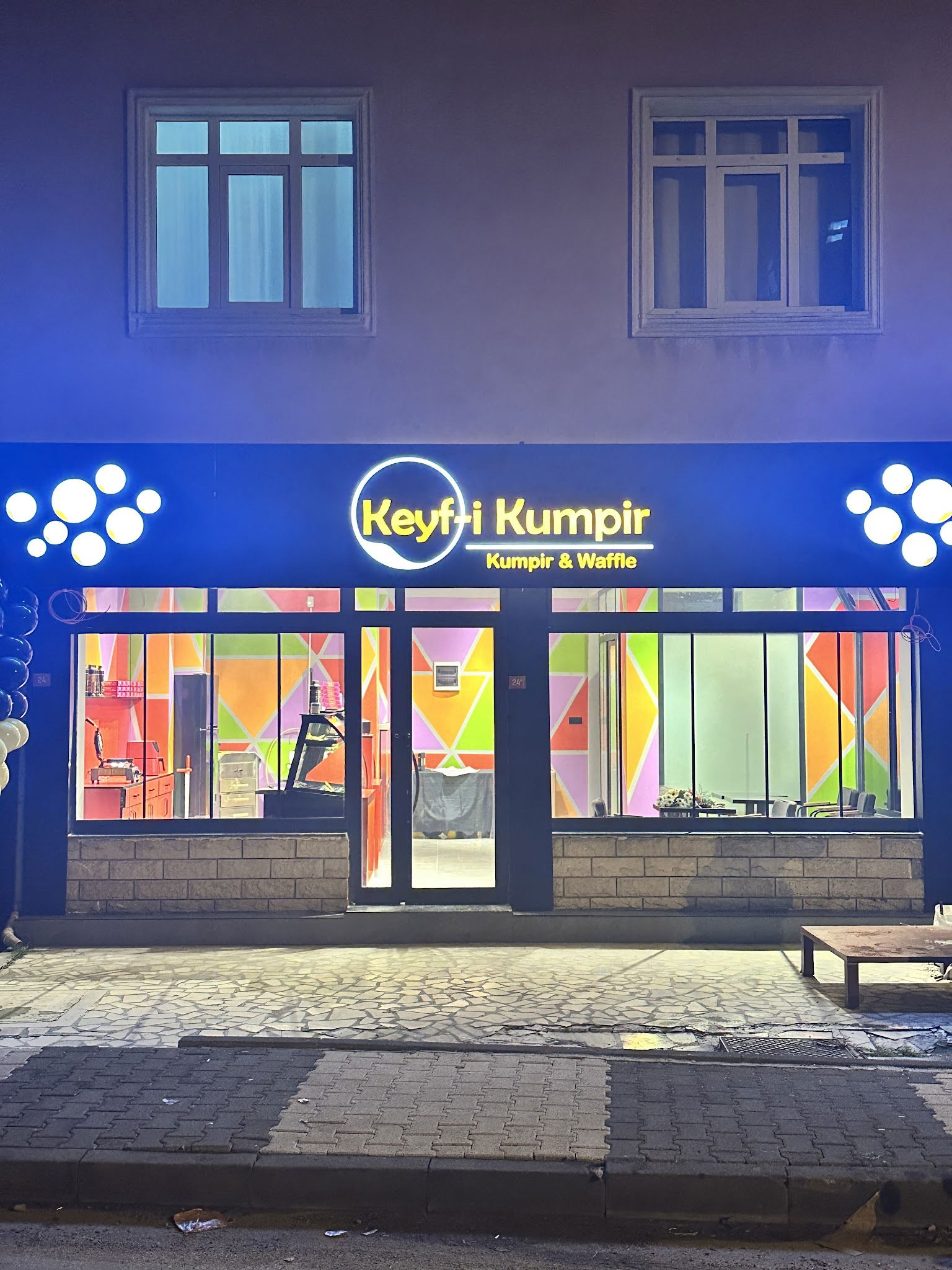 Keyf-I Kumpir & Waffle ® | Maltepe |