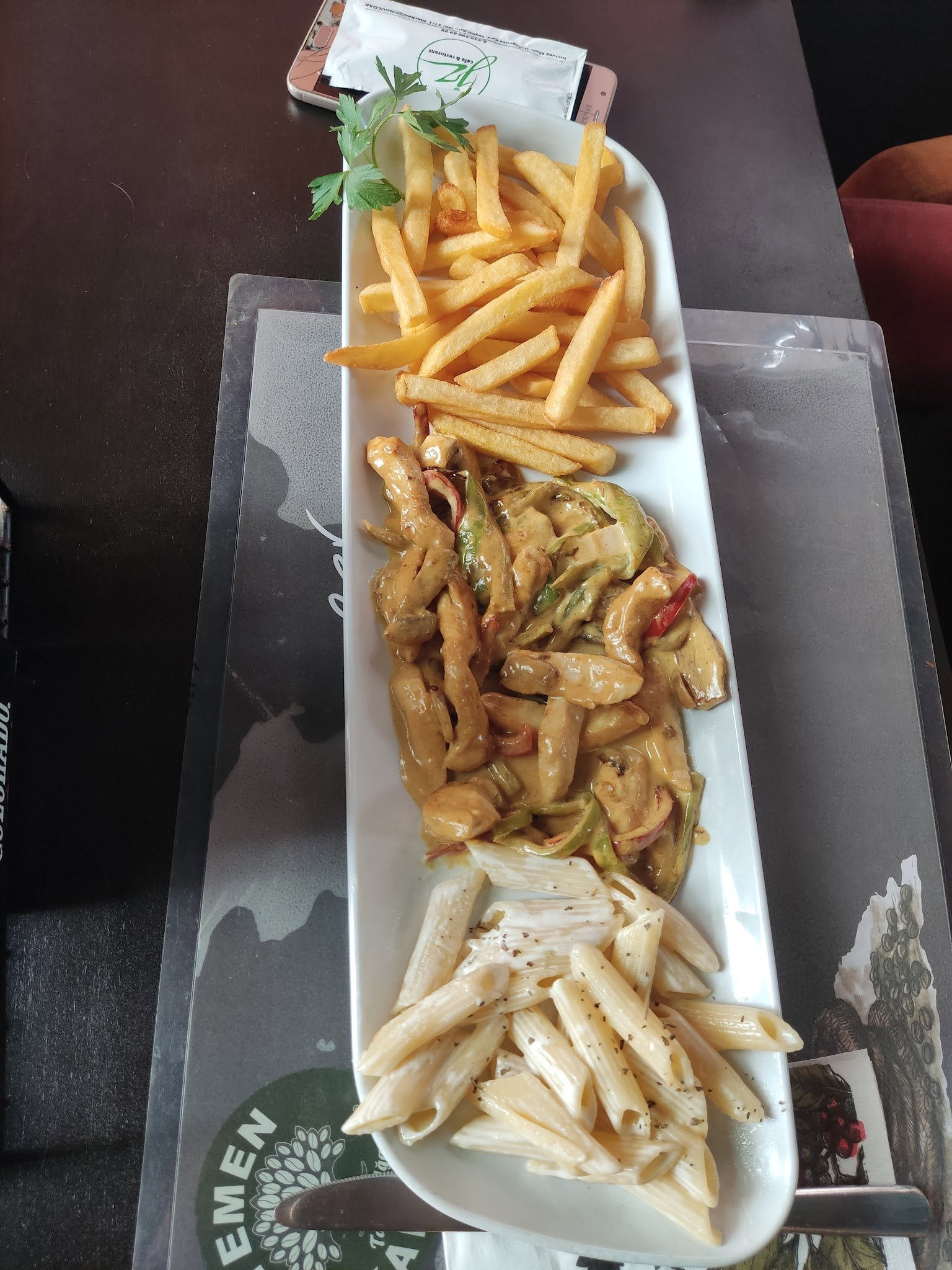 İz Cafe & Restaurant