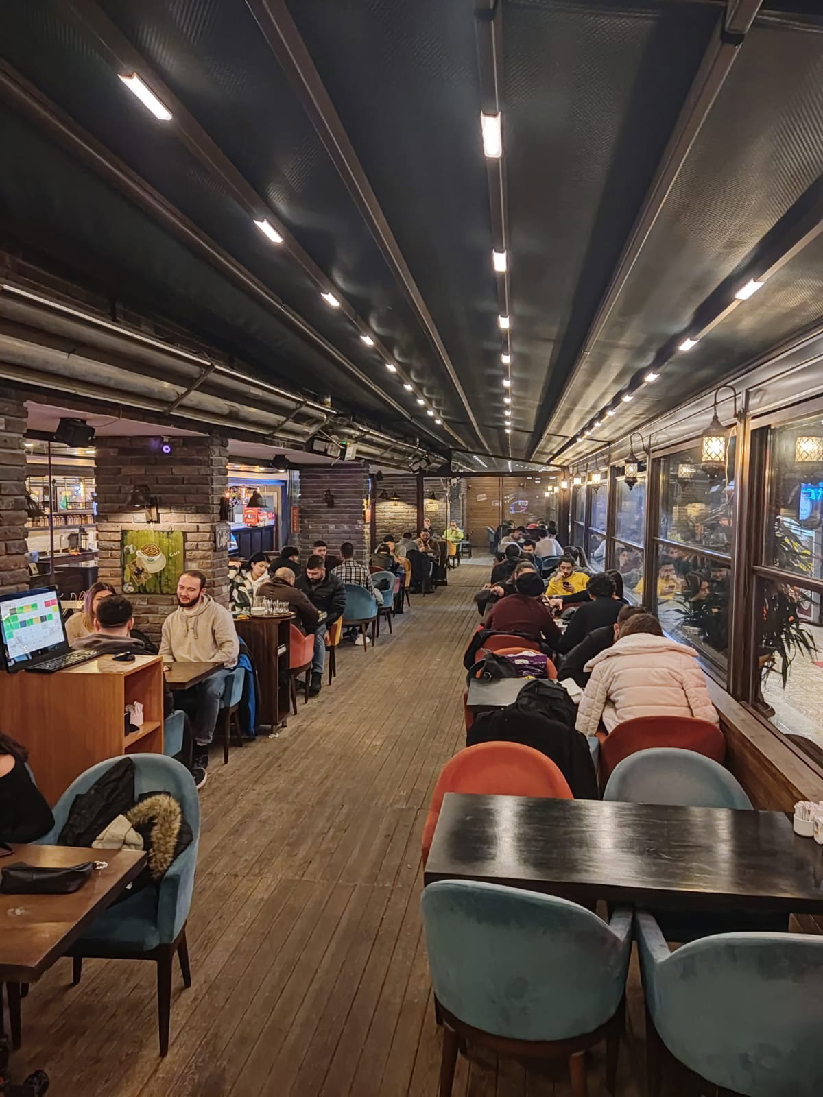 İz Cafe & Restaurant