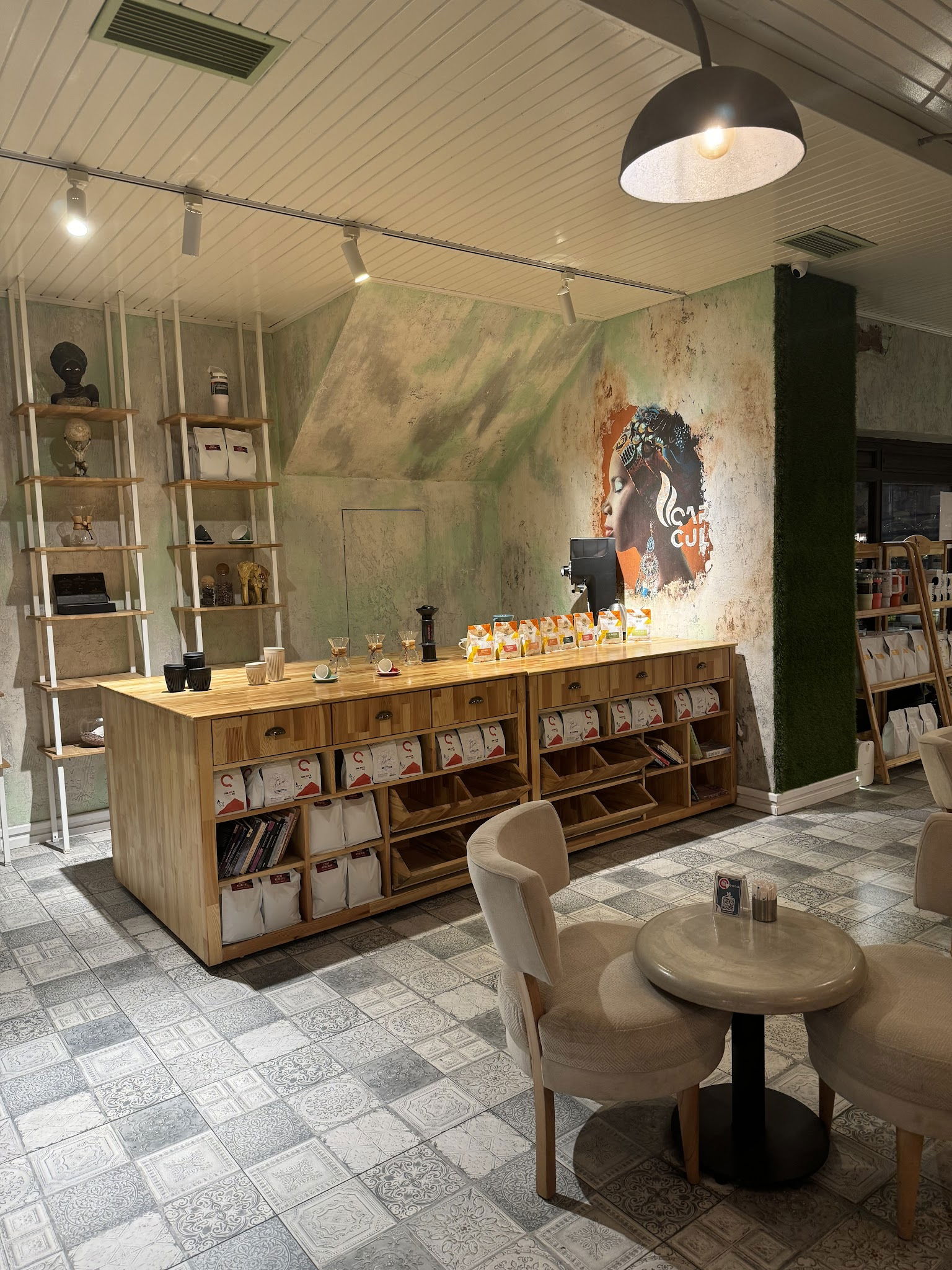 Qapcul Coffee & Roastery