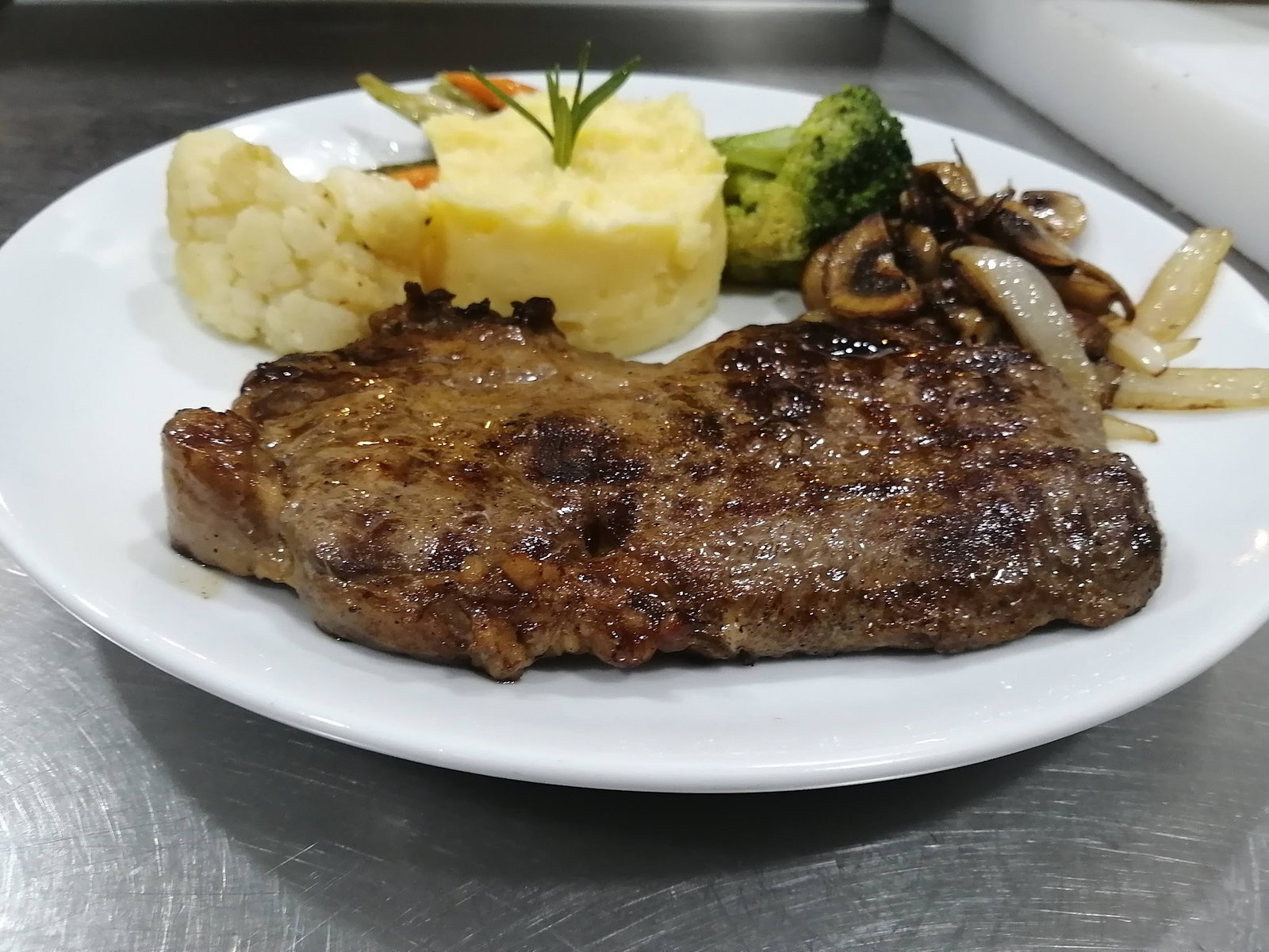 Shaza Restaurant