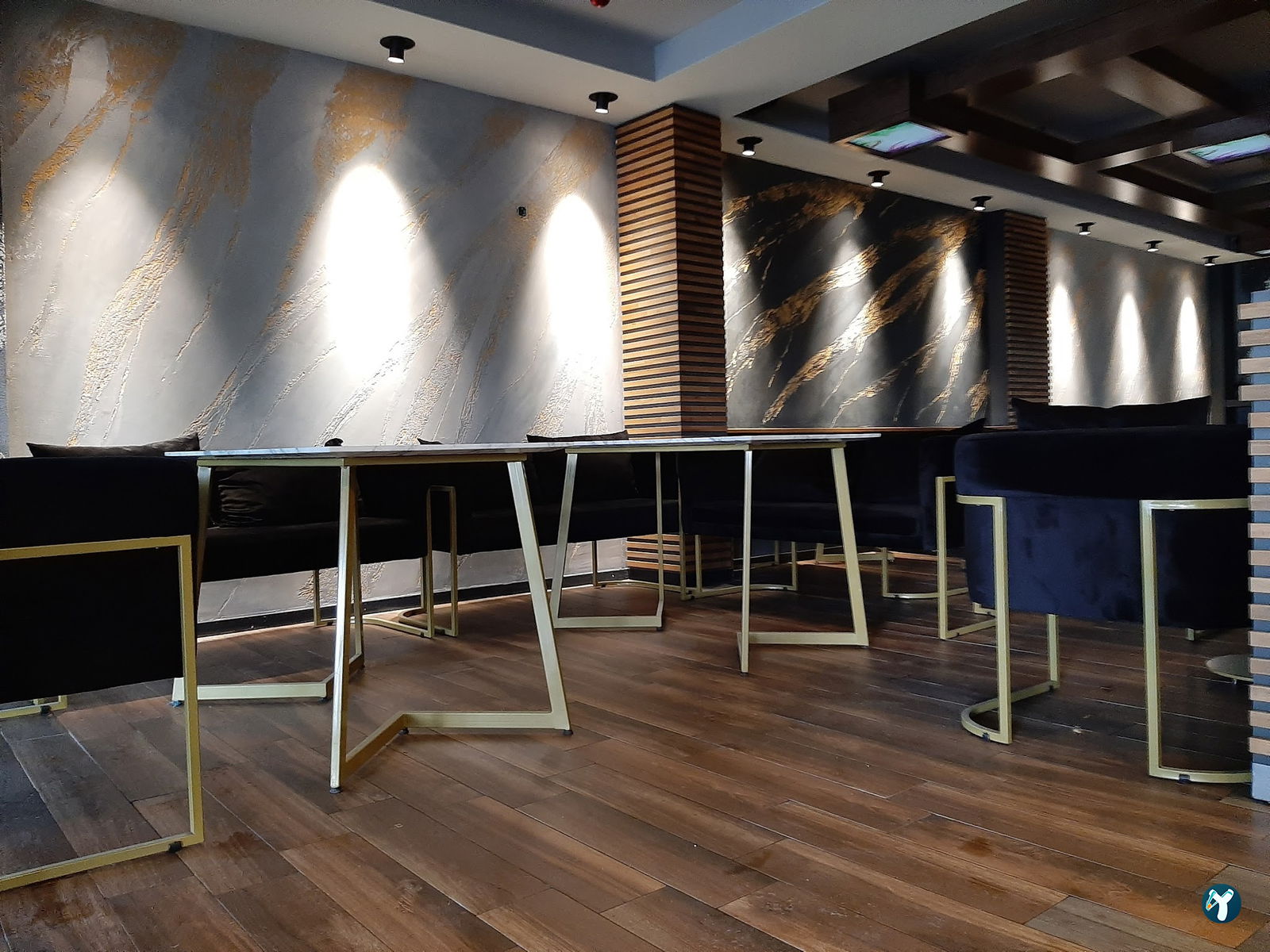 Wonders Lounge