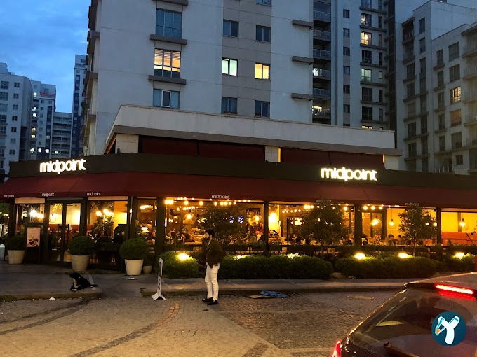 Midpoint Akbatı