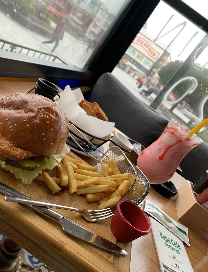 Kupa Cafe Restaurant