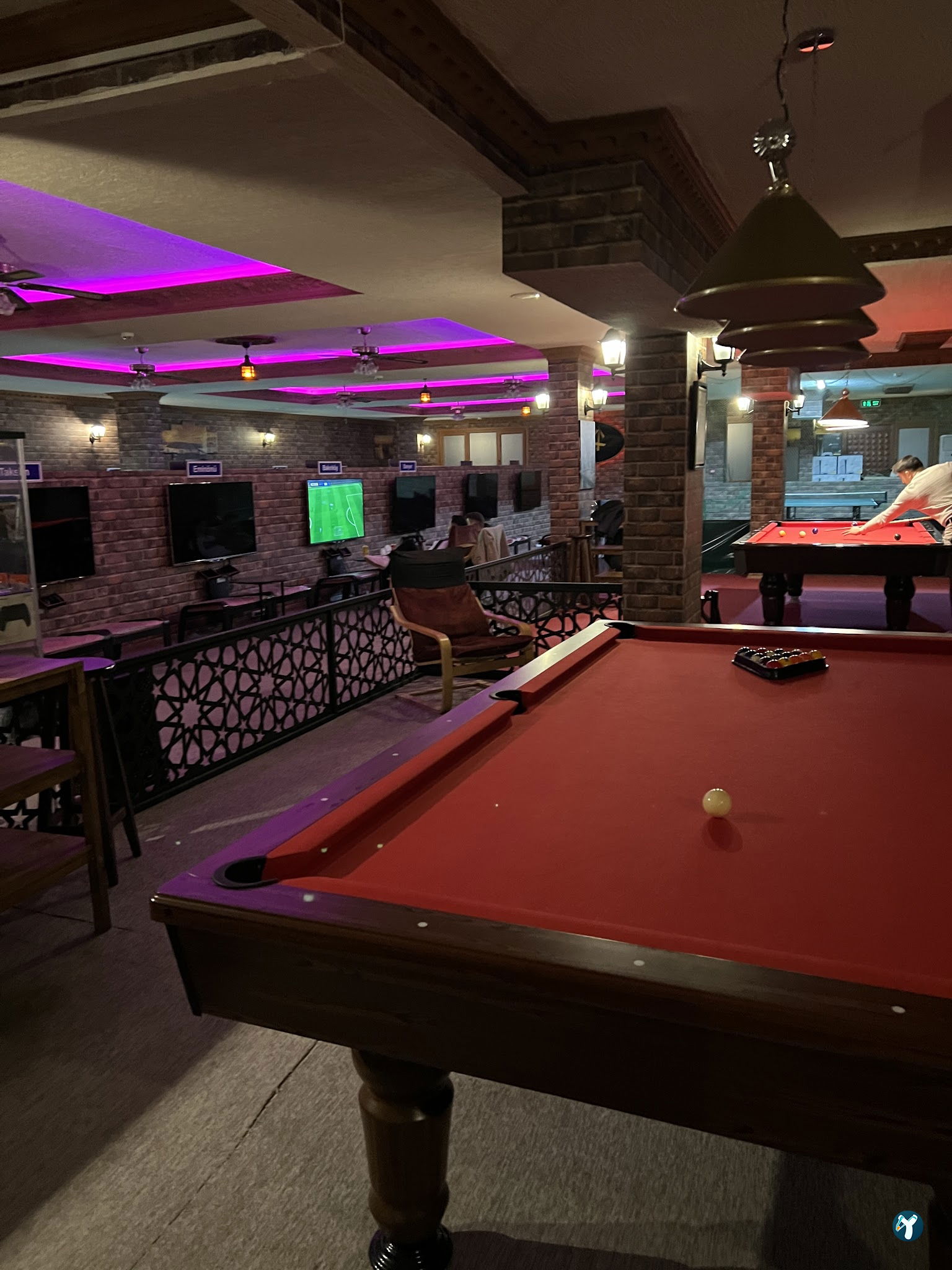 İstanbul Oyun Kahvesi̇ - Masa Teni̇si̇ - Bi̇lardo - Playstation