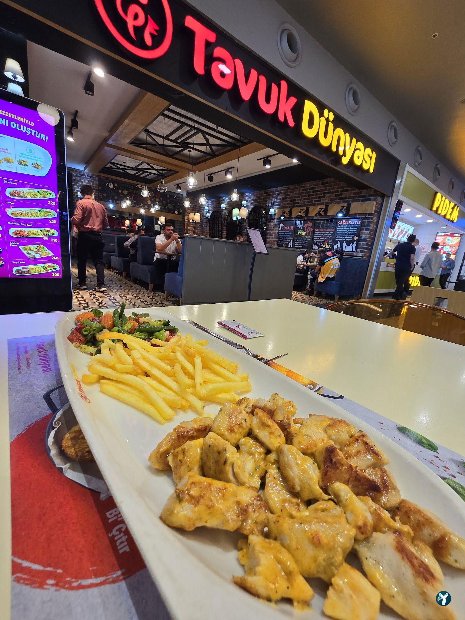 Tavuk Dünyası Cepa Avm Ankara