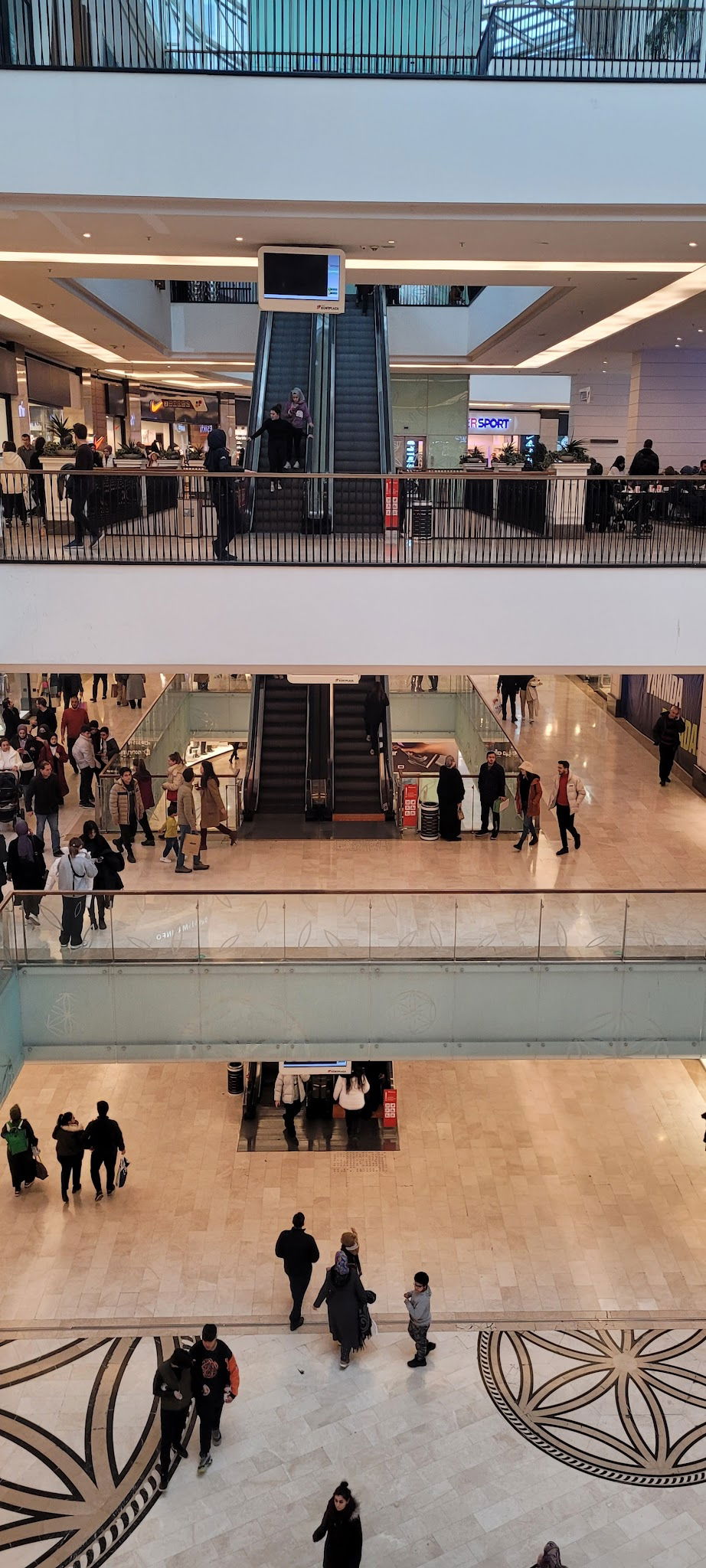 Konya Kentplaza Alışveriş Ve Yaşam Merkezi