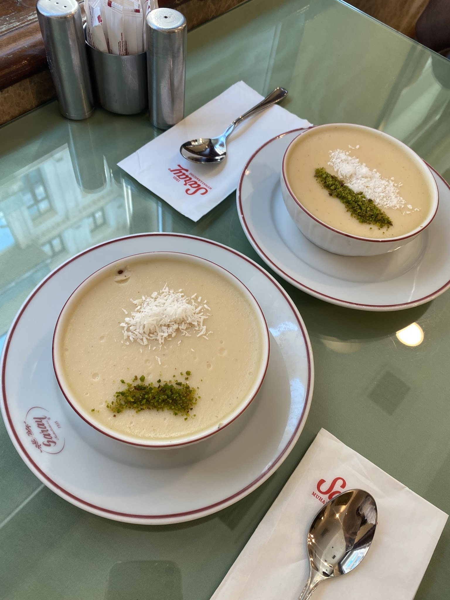 Saray Muhallebicisi - Beyoğlu